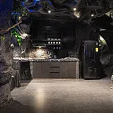 La Rock • 5BR King Bed Cave + Jacuzzi @ Lleras photo 17