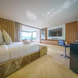 El Poblado Mansion | 7 Bedrooms-Pool•Jacuzzi•Sauna•Gym photo 13