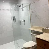LuxeMansion | XXLJacuzzi/24Security/Pickleball/Fun photo 24