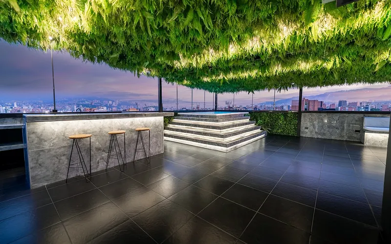 Penthouse • Private Jacuzzi + Sauna + Turkish Bath photo 1