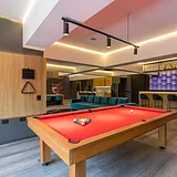 Nightlife PH with Pool Provenza photo 10