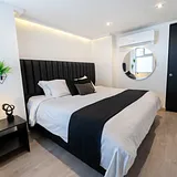 Penthouse • Private Jacuzzi + Sauna + Turkish Bath photo 17