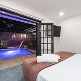 Casa Madera in Lleras Park 7BR & private Jacuzzi photo 14