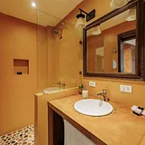 CASA DEL RELOJ - OASIS 5-BEDROOM APARTMENT! photo 17