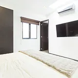 Lleras Park | 3br Lux PH | Balcony | AC | Best Wifi | photo 18