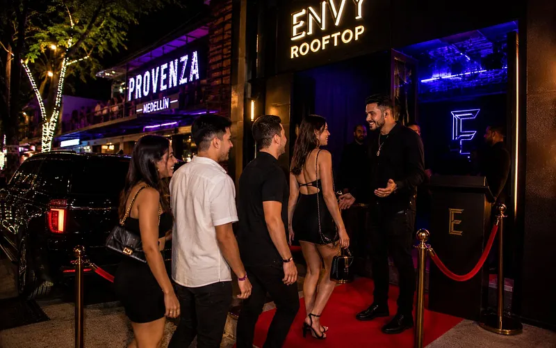 Premium Nightclub Experience photo 3